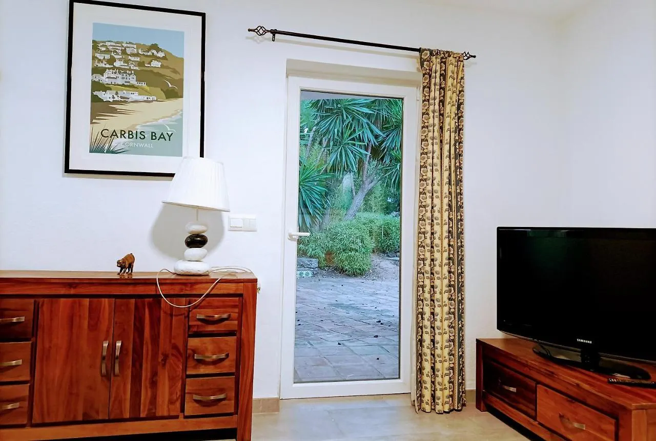 Tottam Art & Healthy Garden Villa Malaga Lodge
